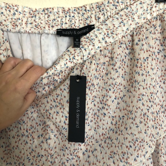 Supply & Demand Floral- print Tiered Mini Skirt - Picture 7 of 7